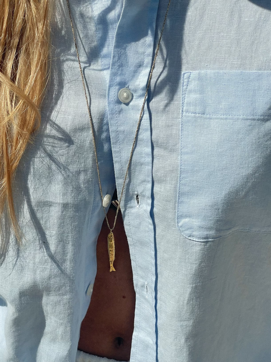 Golden catch necklace
