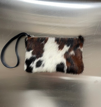 GIGI CLUTCH