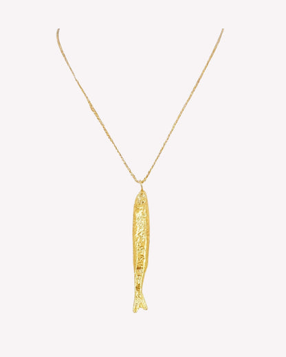 Golden catch necklace